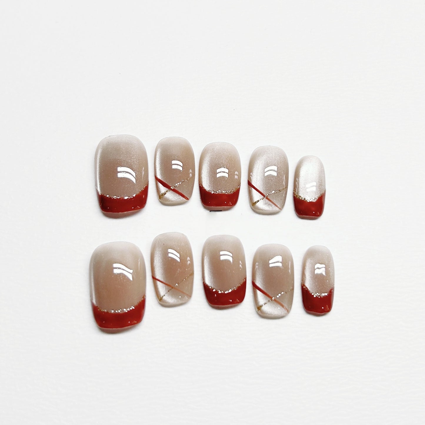 Red Vintage French Cat-eye Nail - Medium Square