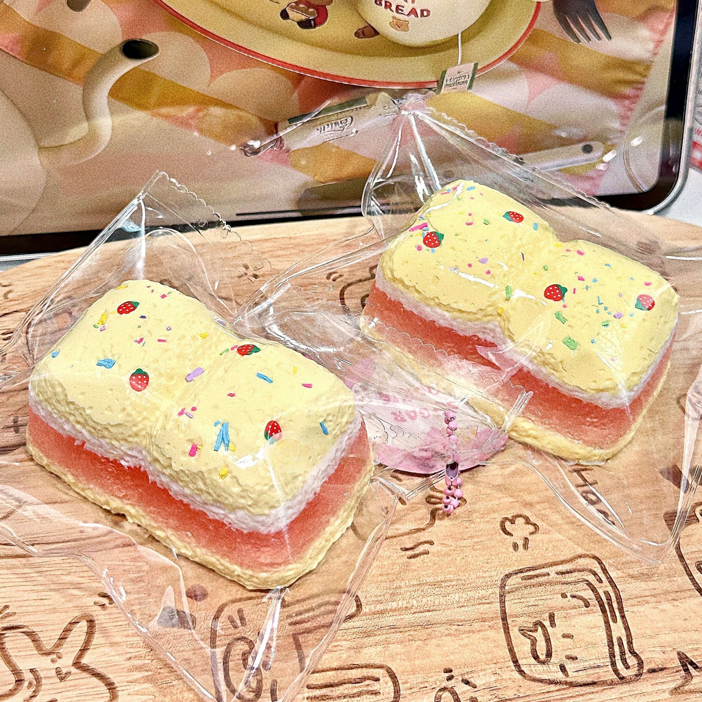 Strawberry Milk Cake Squishy