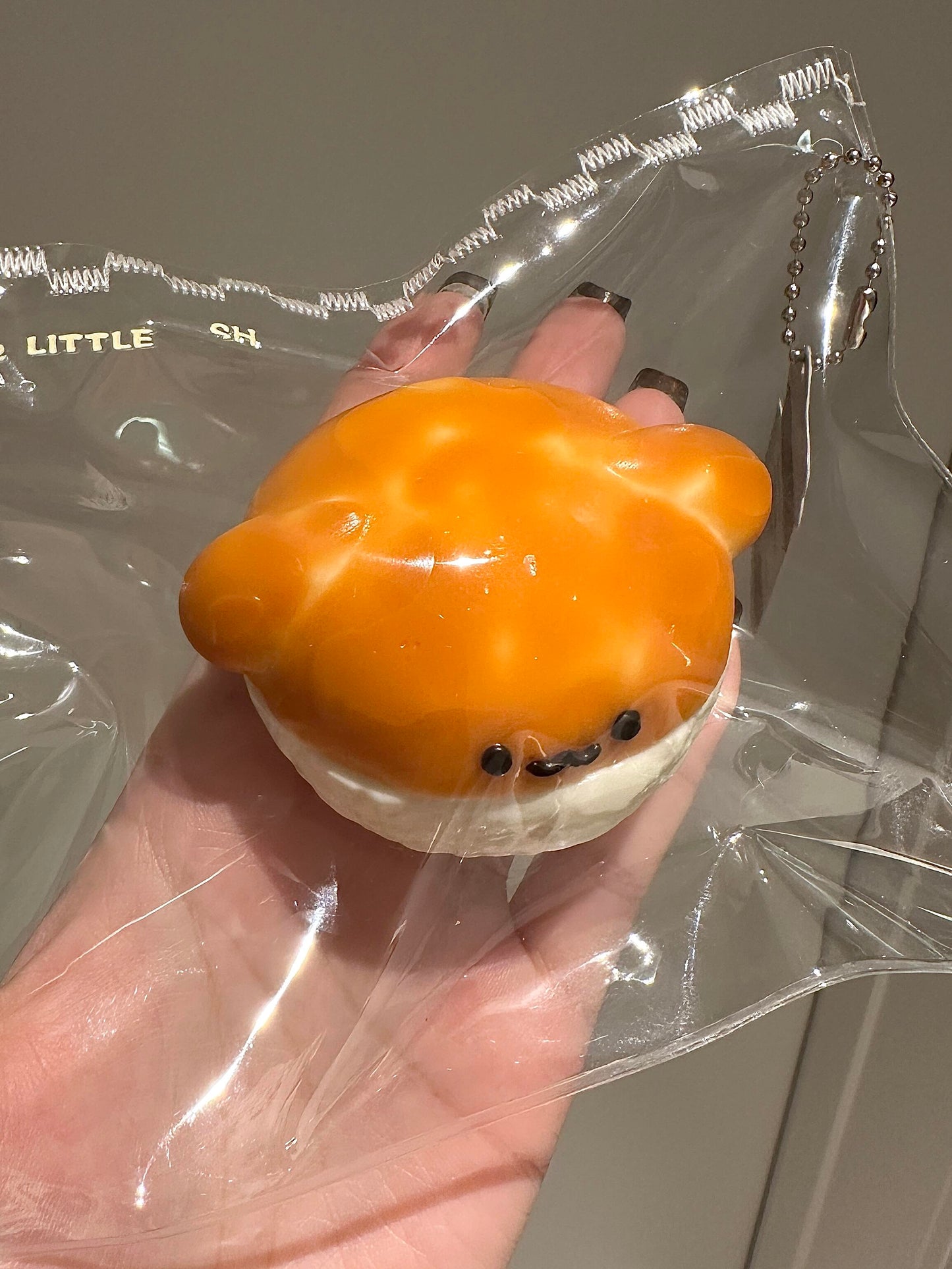 Puppy Cream-Filled Bun Squishy