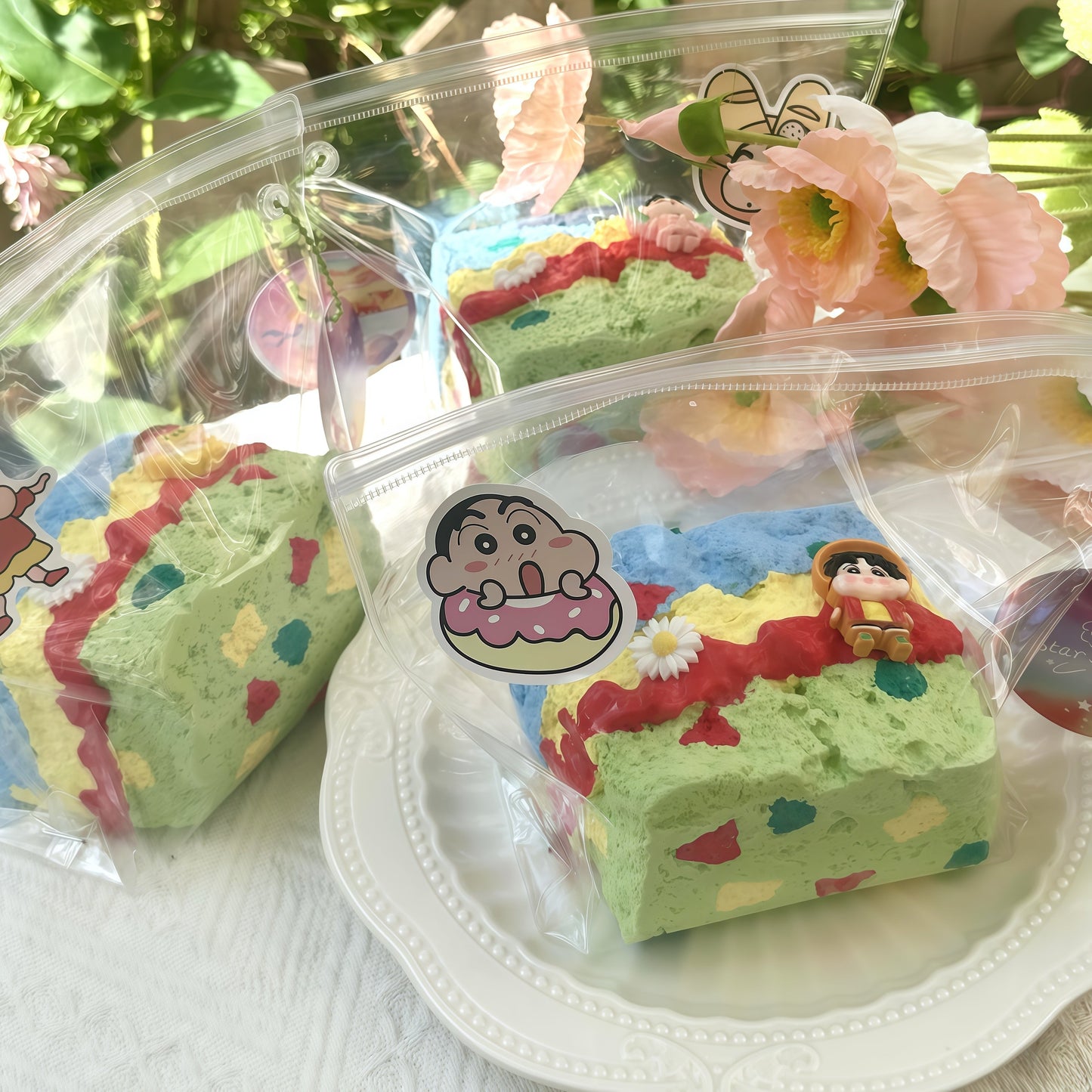 Crayon Shin-chan Pajama Three Layer Toast Squishy