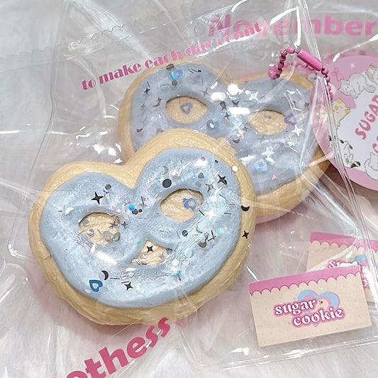 Macaron-Pretzel Squishy