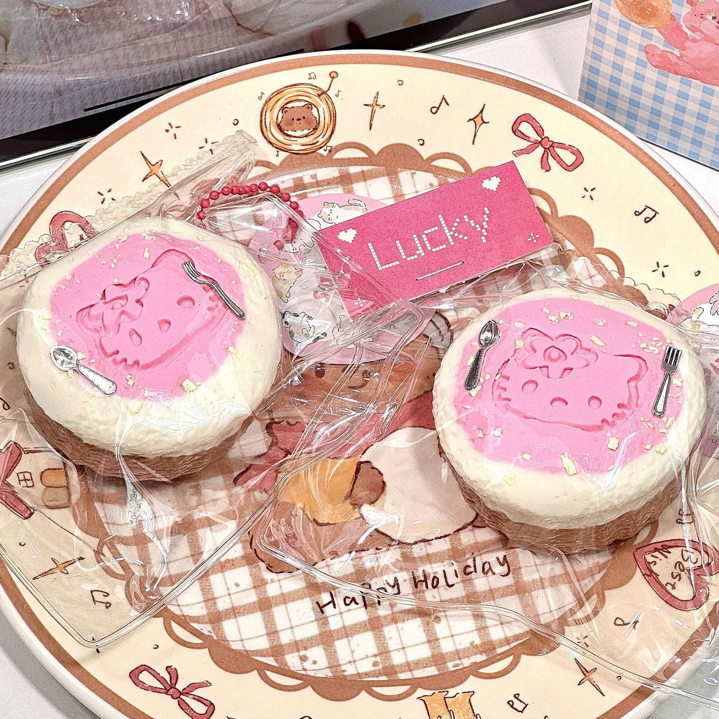 Kitty Cupcake Squishy