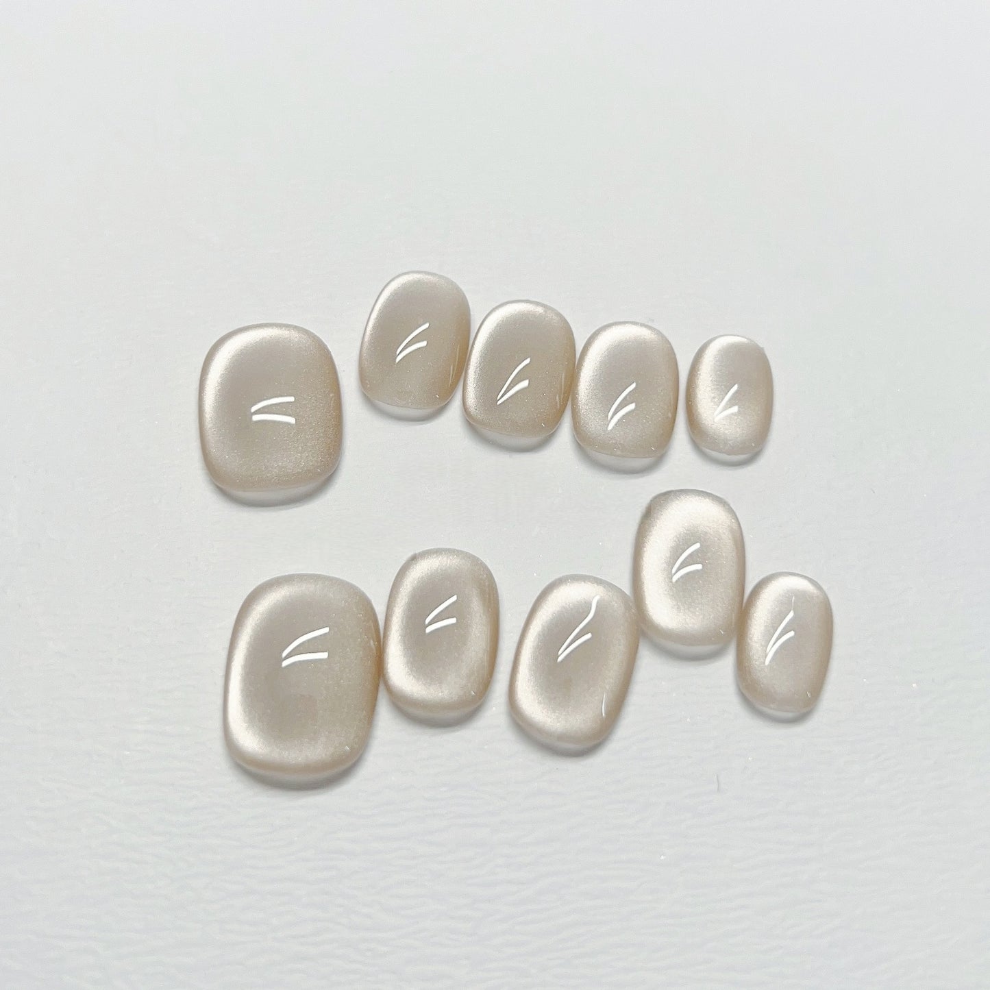 White Cat-Eye Solid Nails - Medium Square/Short Almond
