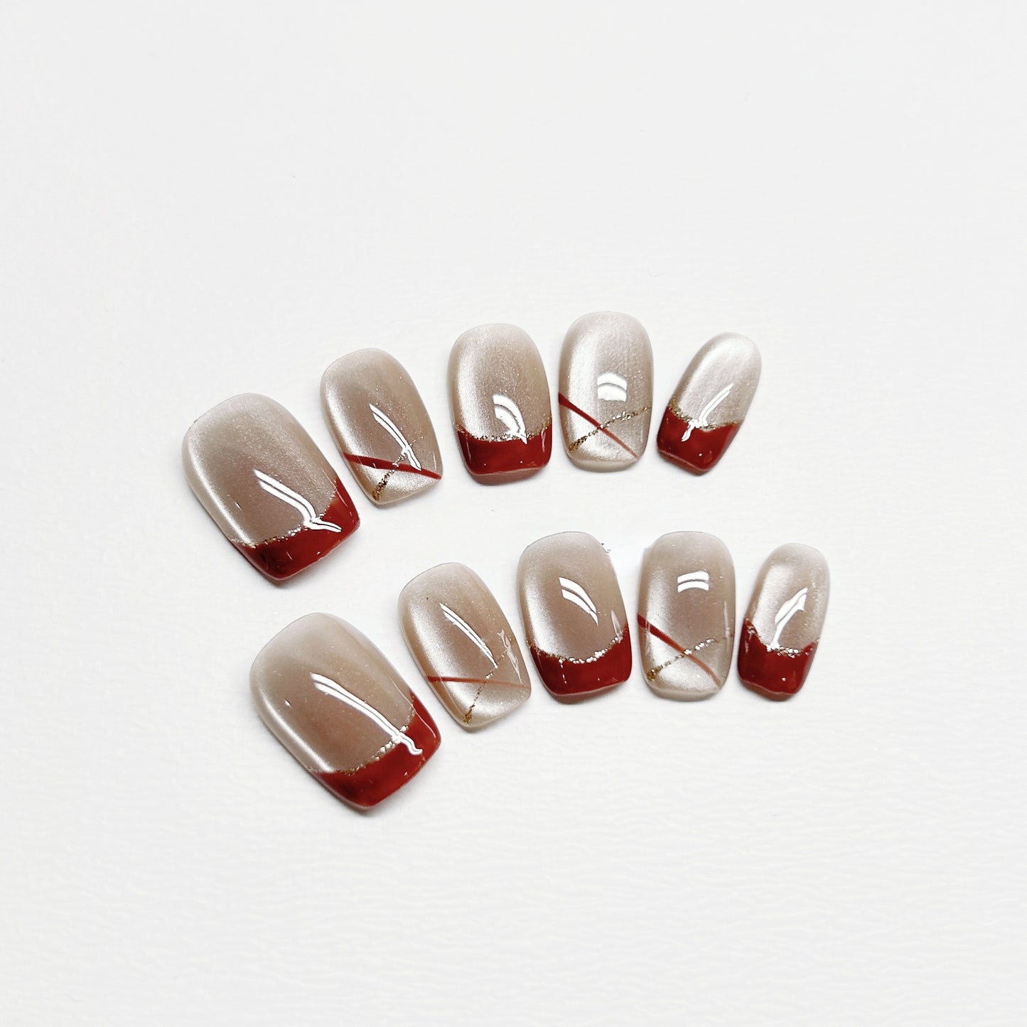 Red Vintage French Cat-eye Nail - Medium Square