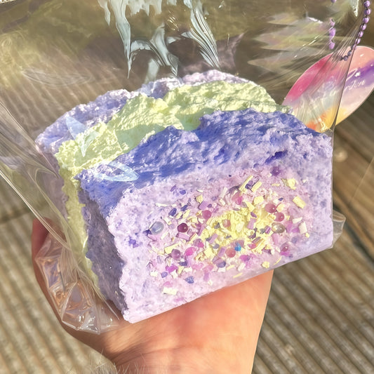 Artisan Violette Lune Éternelle Toast Squishy