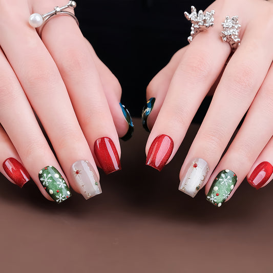 Shinny Cartoon Cat-eye Christmas Nail with Gem - Short Coffin