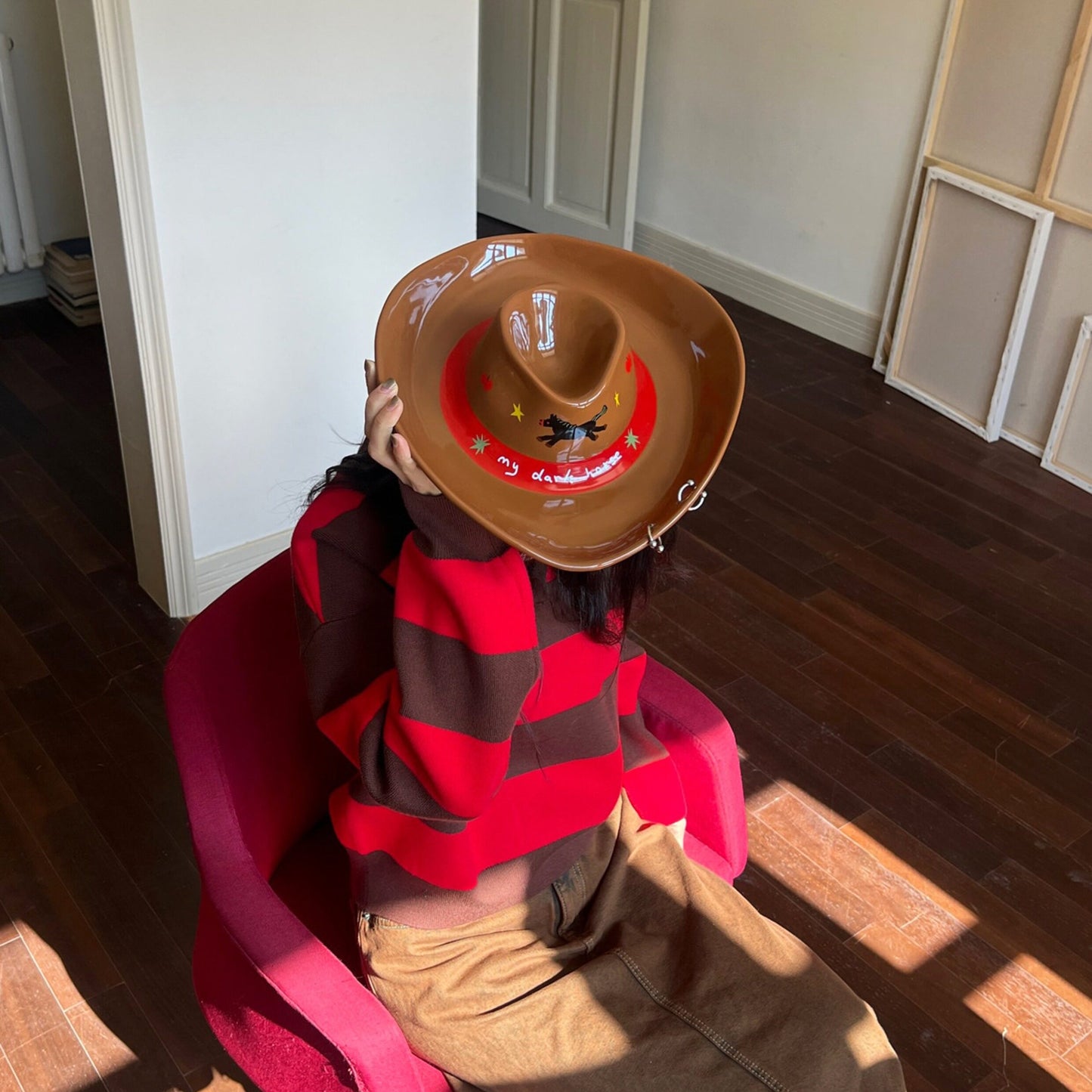 Cowboy Hat-Shaped Ceramic Plate