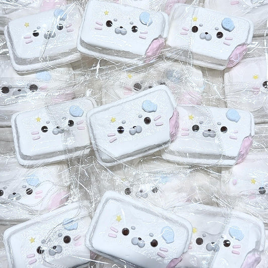 Square Wheel Cake Seal Squishy