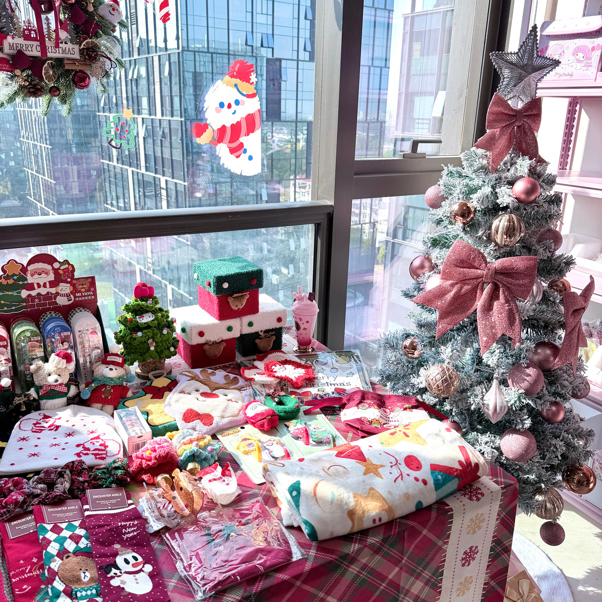 PuPu Land Christmas Lucky Scoop - 1 Secret Gift Included
