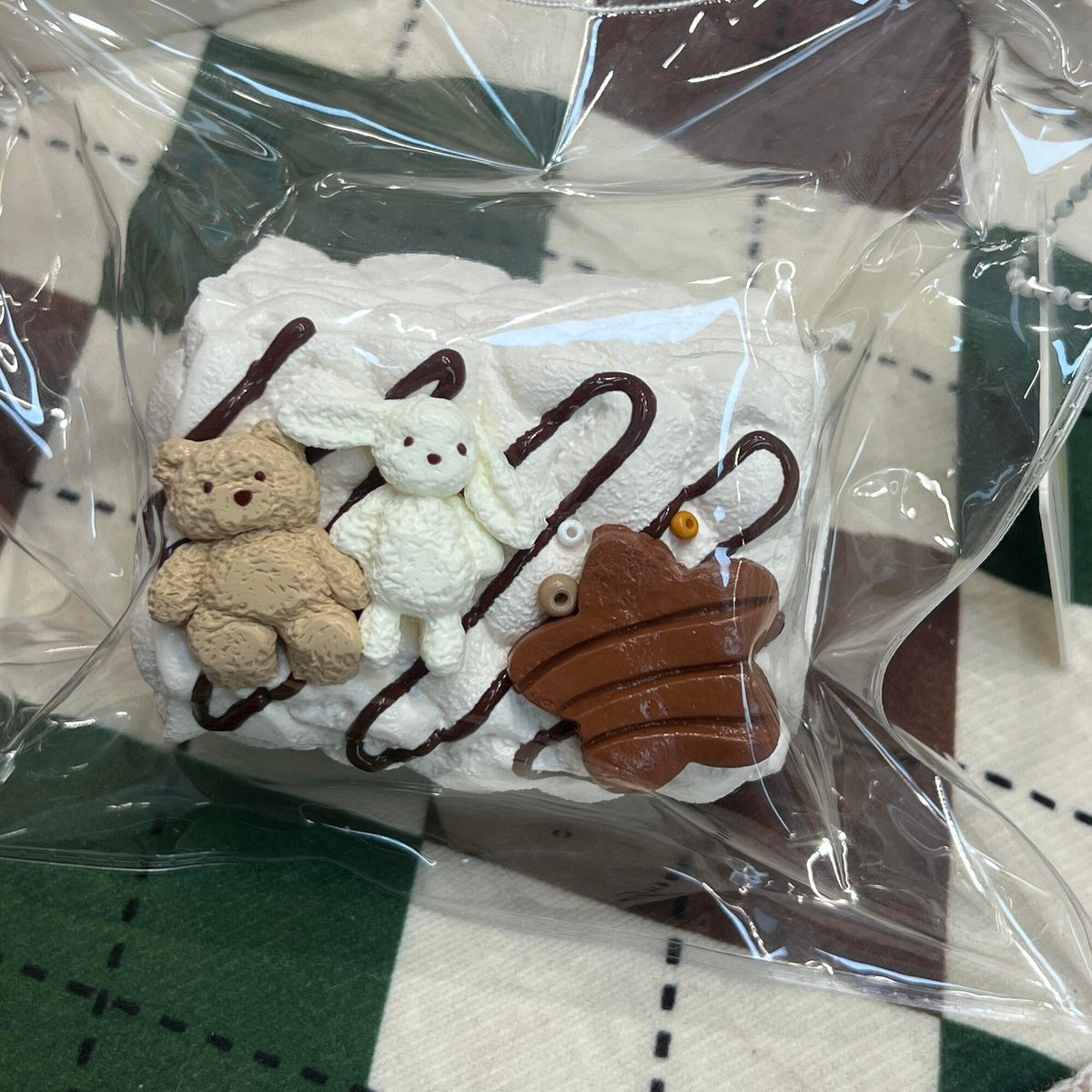 Cream Sweetheart Squishy