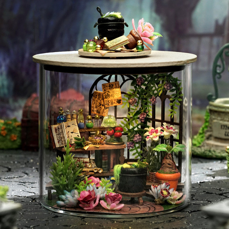 Arcane Elements DIY Miniature House - English Instructions