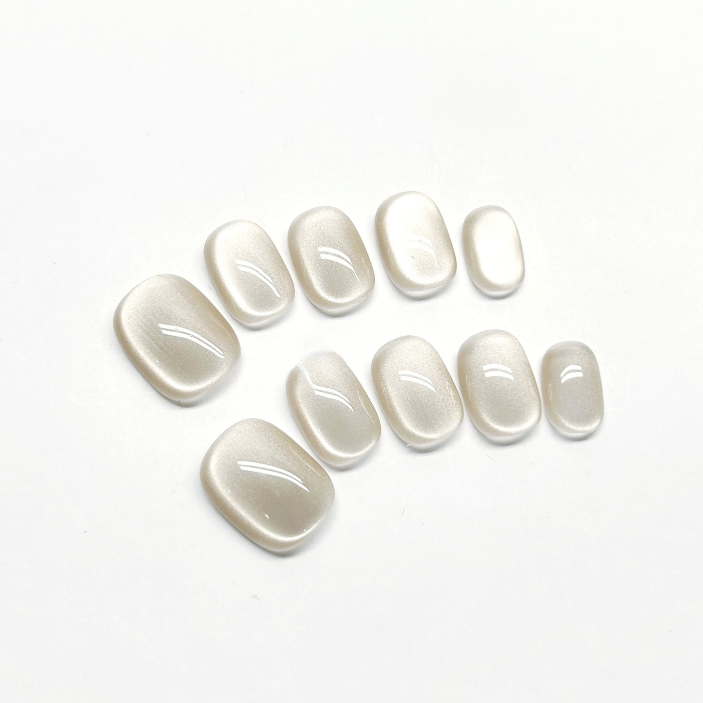 White Cat-Eye Solid Nails - Medium Square/Short Almond