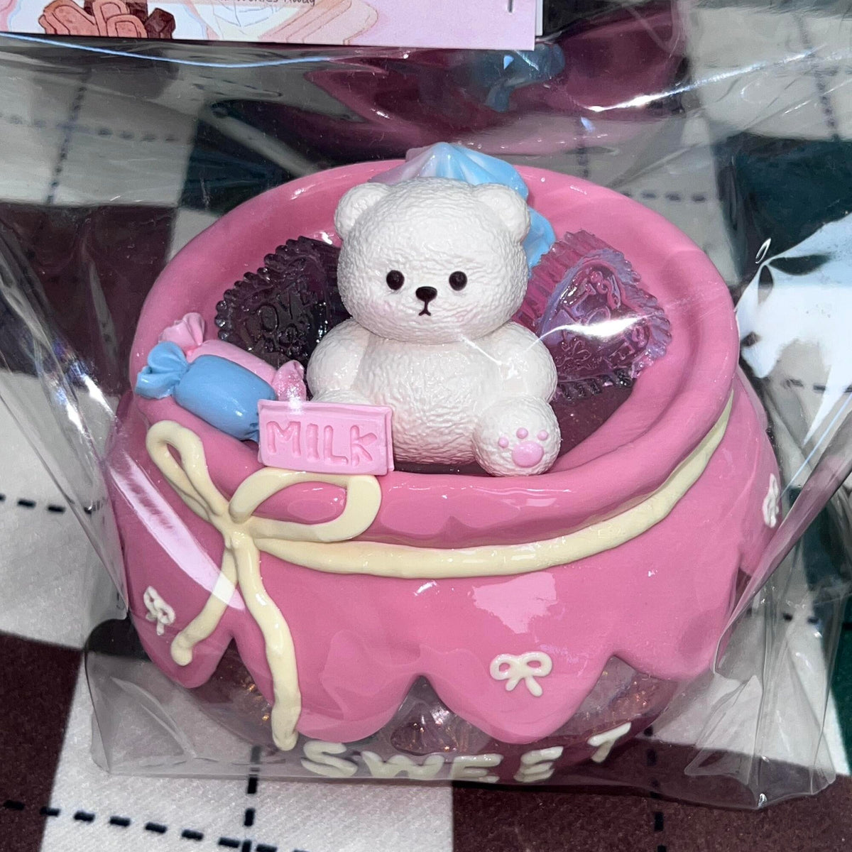 Sweetheart Jar Squishy