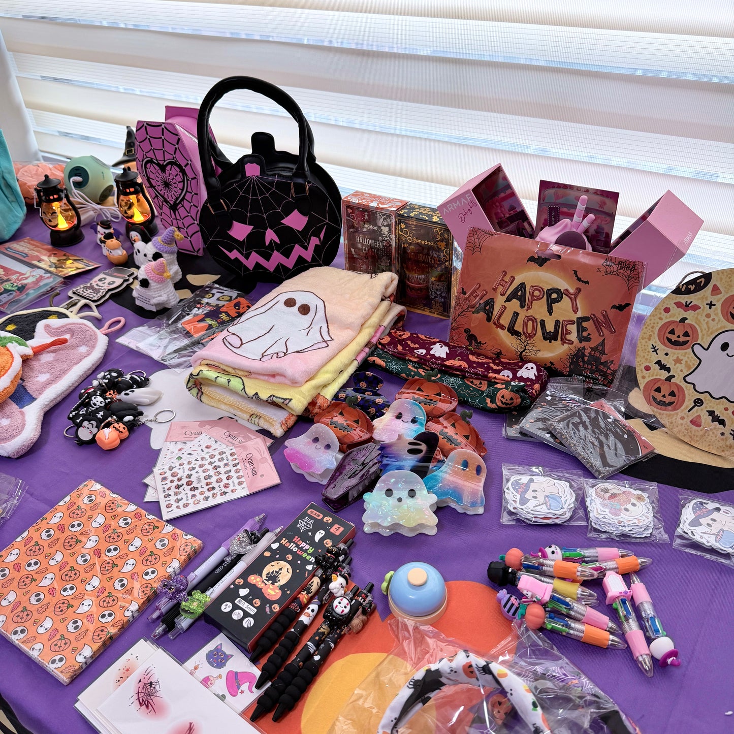 PuPu Land Halloween Lucky Scoop🥄- Secret Gift Included