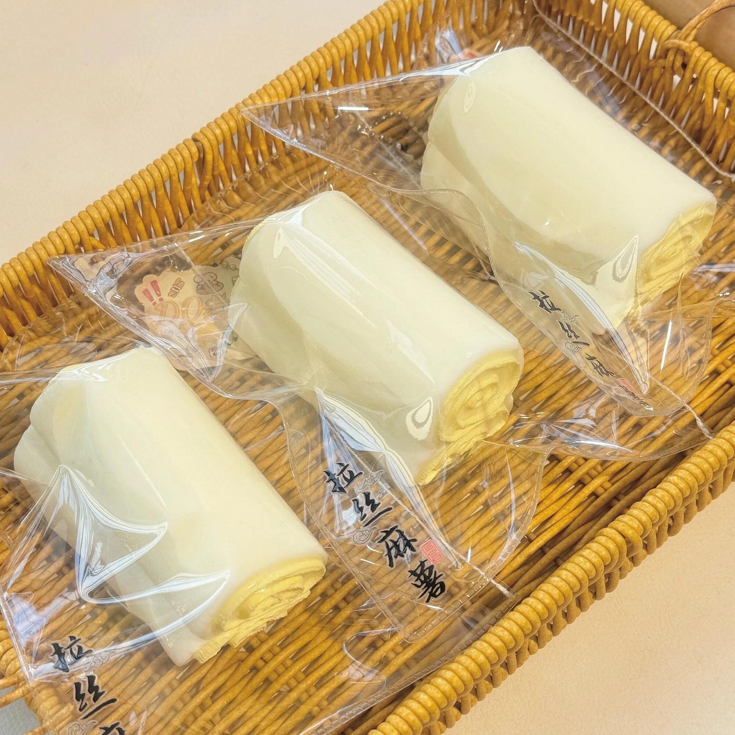 Stretchy Mochi Roll Squishy