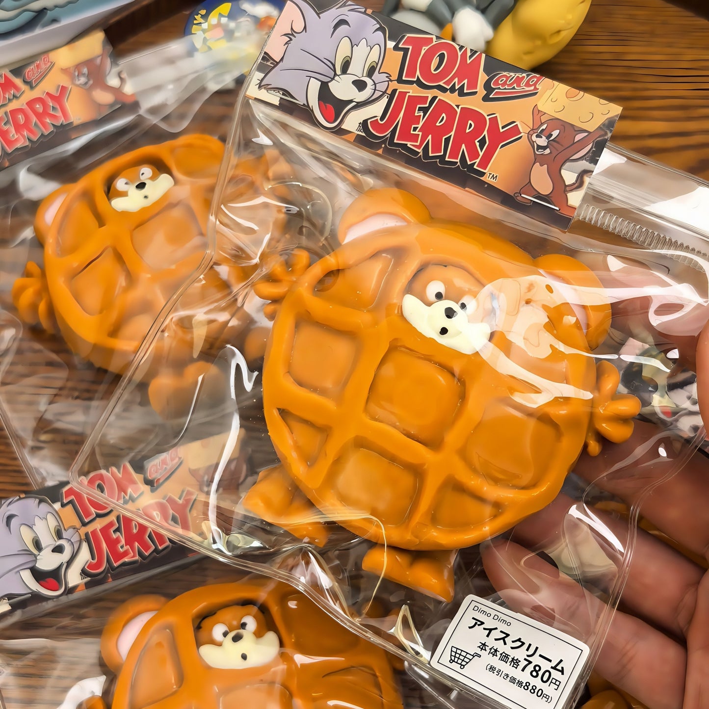 Tommy & Jerry's Duo Biscuits Squishy