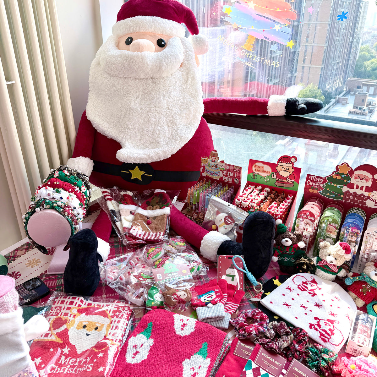 PuPu Land Christmas Lucky Scoop - 1 Secret Gift Included