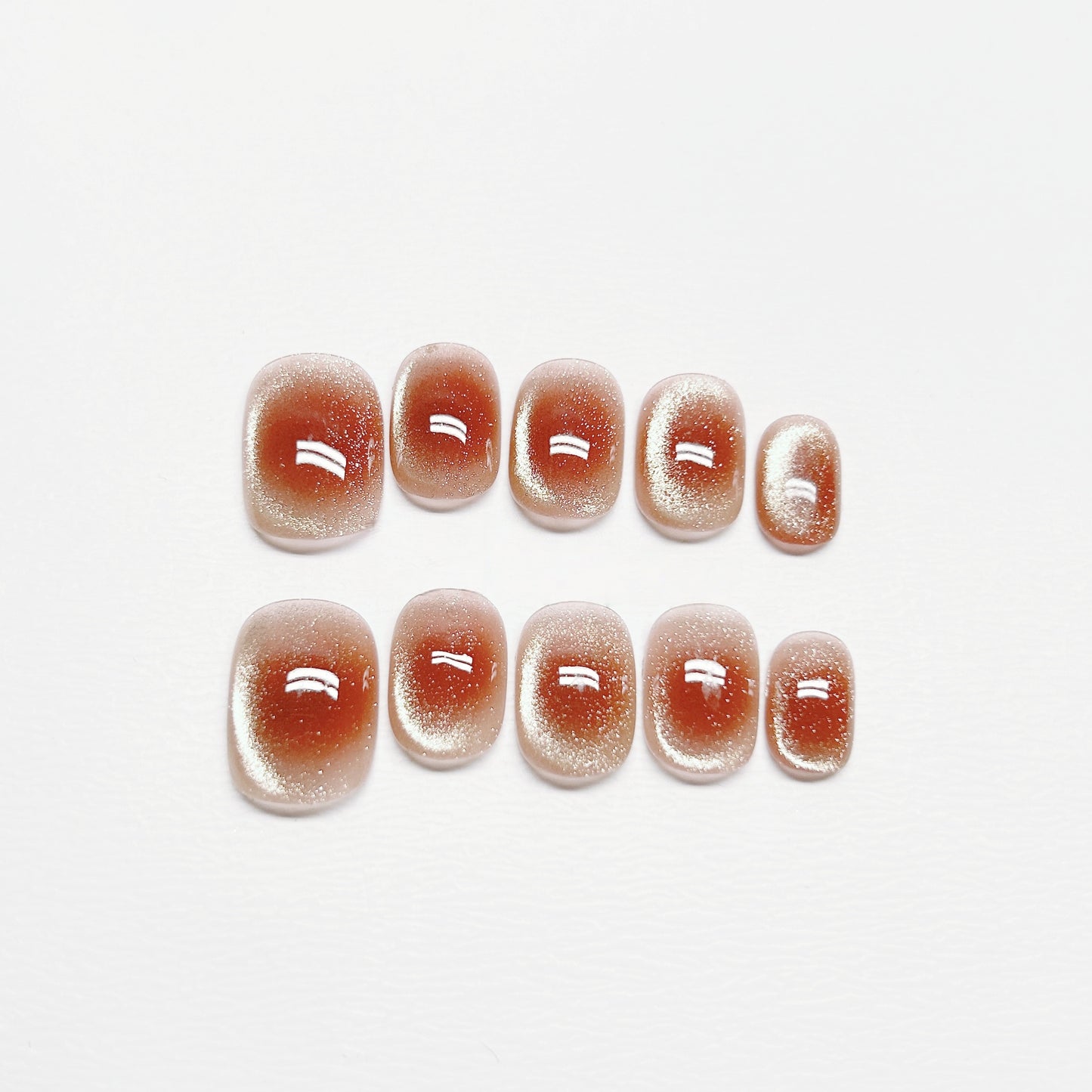 Red Gradient Cat-eye Nail - Medium Square/Short Almond