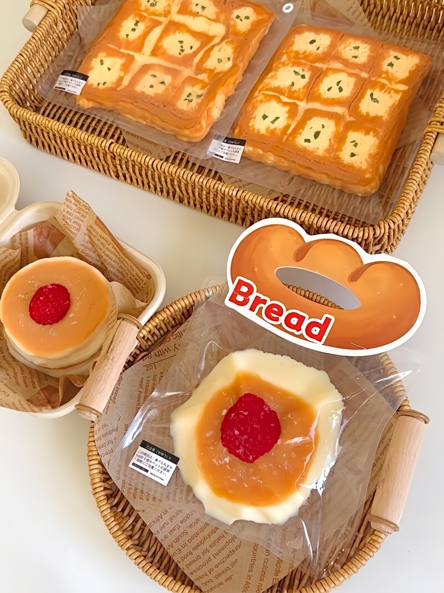 Strawberry Dorayaki Squishy