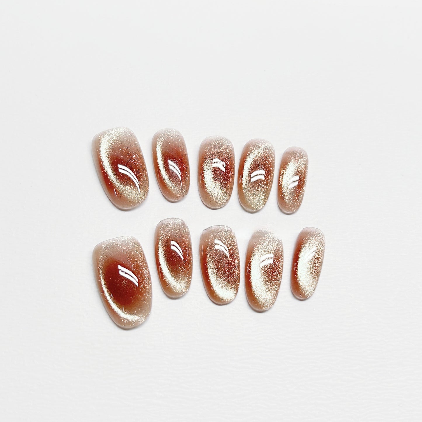 Red Gradient Cat-eye Nail - Medium Square/Short Almond