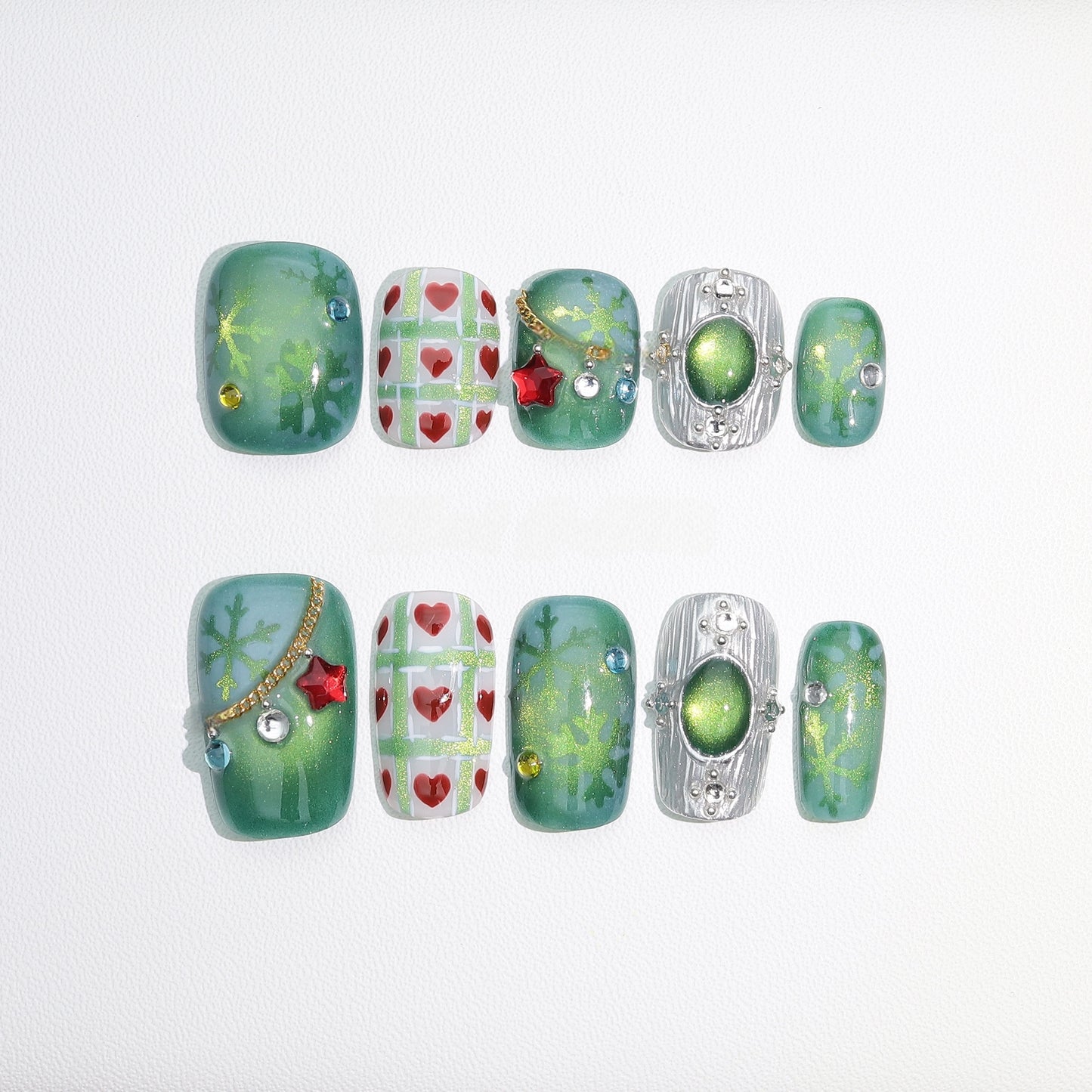 Green Gradient Cay-eye  Chekced Christmas Nail with Diamond/Gem - Medium Square