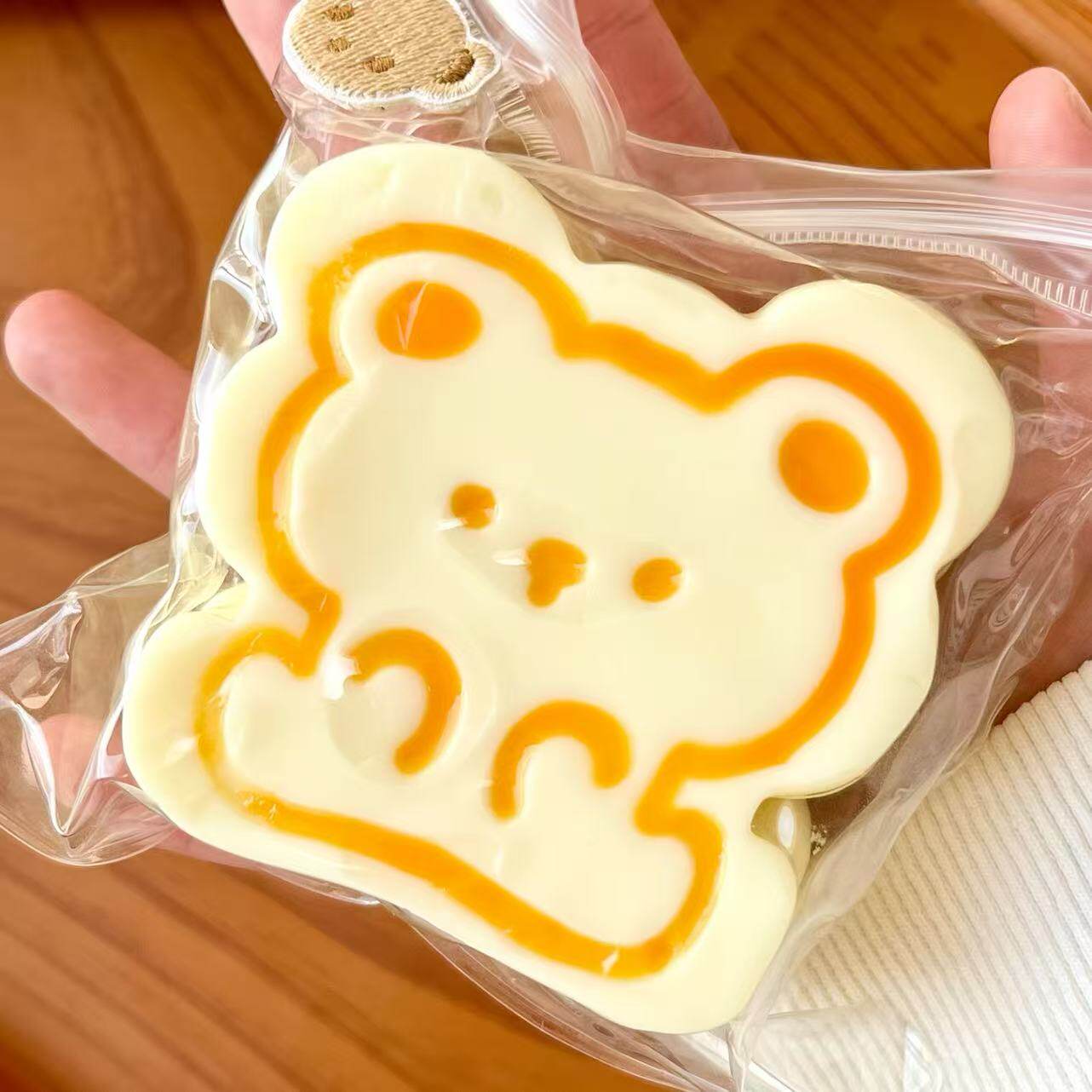 Cream Bear Cookie Squishy