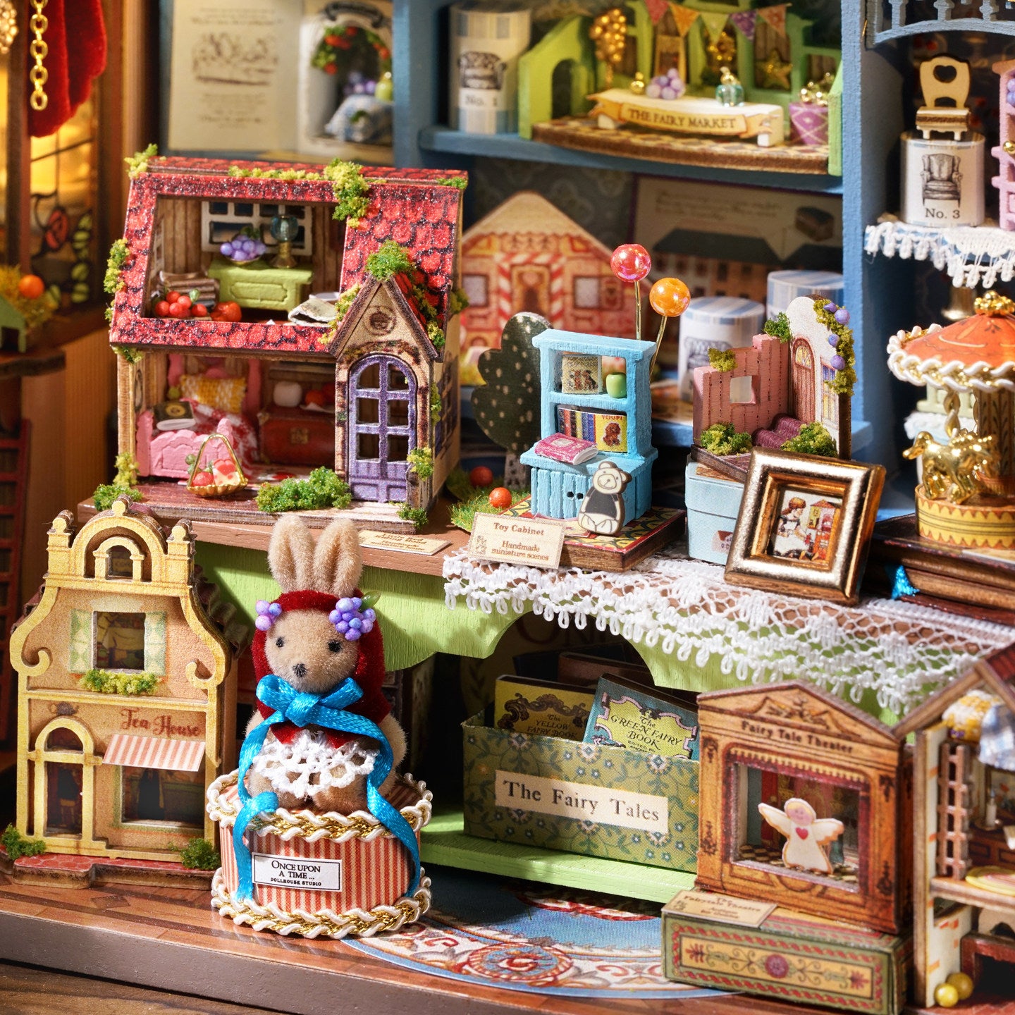 Wondrous House of the Fairy Tale Kingdom DIY Miniature House - English Instructions