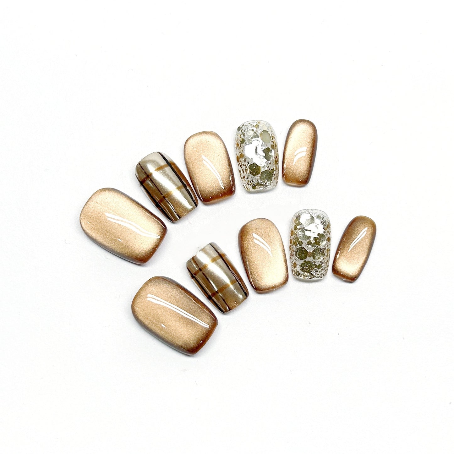 Golden Checked Cat-eye Nail - Medium Square