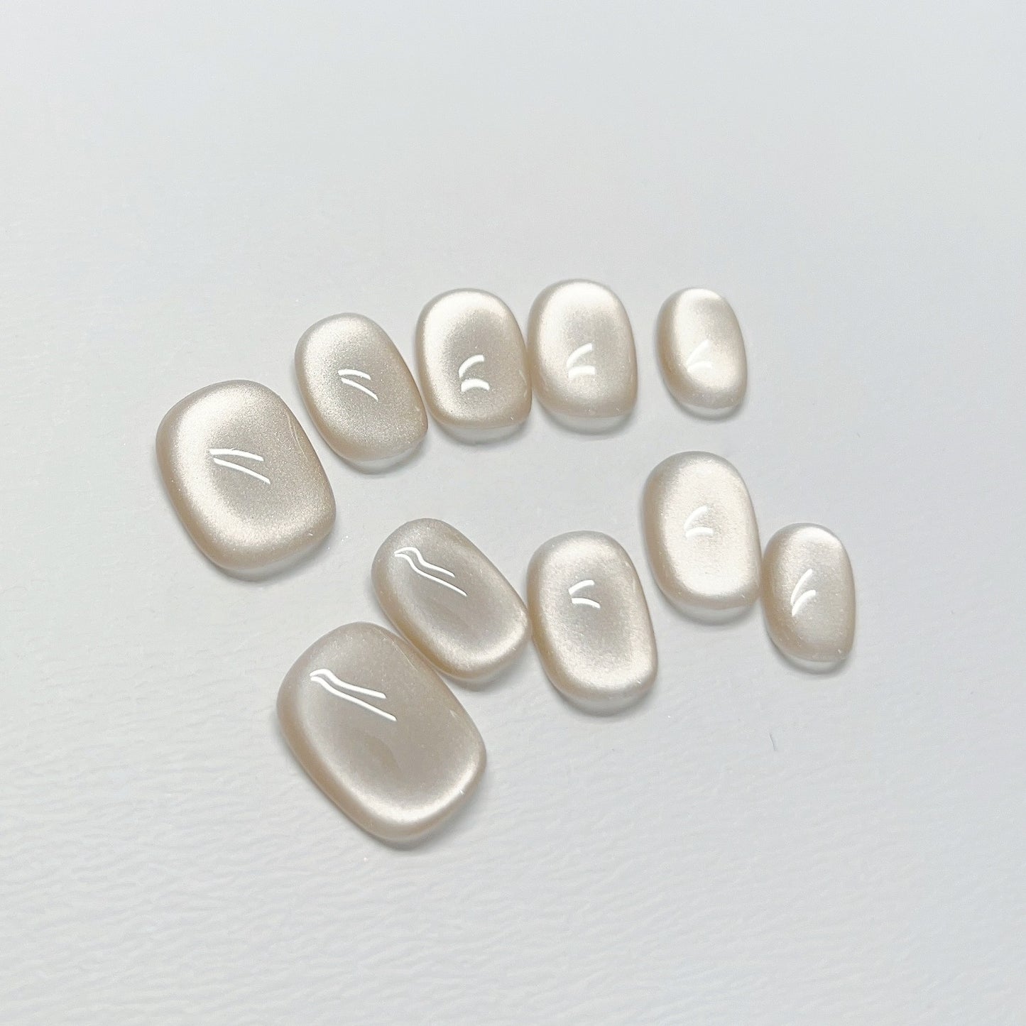 White Cat-Eye Solid Nails - Medium Square/Short Almond