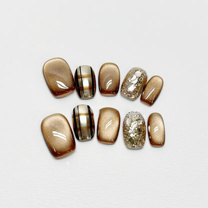 Golden Checked Cat-eye Nail - Medium Square