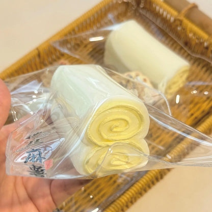 Stretchy Mochi Roll Squishy