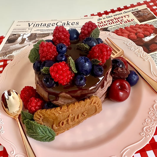 Berry Cake Squishy