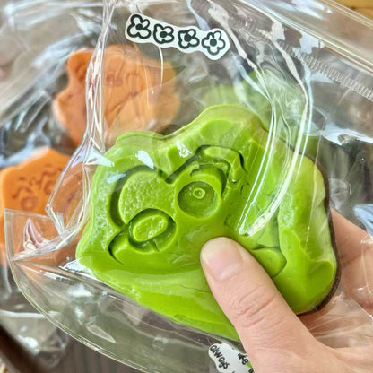 Crayon Shin-chan Toast Squishy