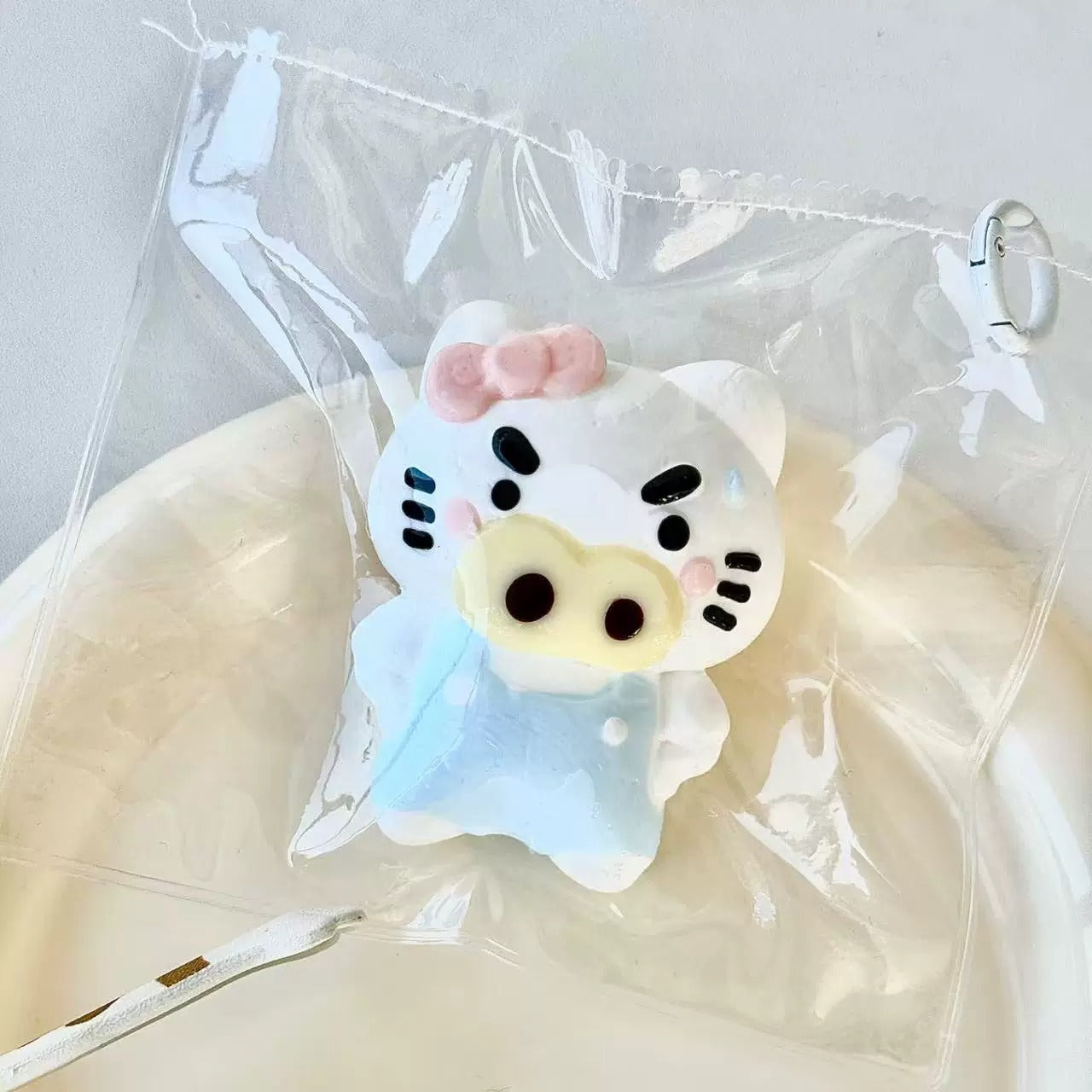 Hands-on-Hips Little Pig Squishy