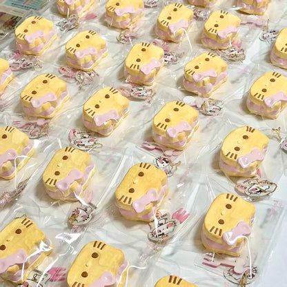Kitten Filled Cake Squishy